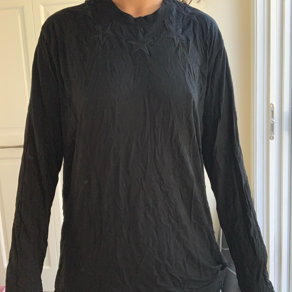 Authentic black long sleeve
